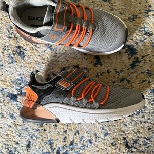 Saucony Flash Glow 2.0 in Gray and Orange - light up shoes.
